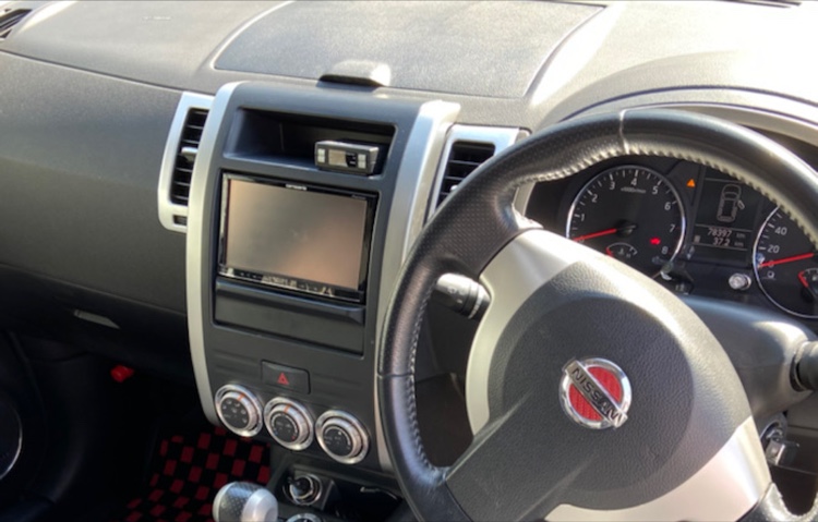 エクストレイルのヘッドユニット何使ってる？・ロンソムカーボーイ・楽ナビ・四輪駆動🐾🐾に関するカスタム事例の投稿画像2枚目