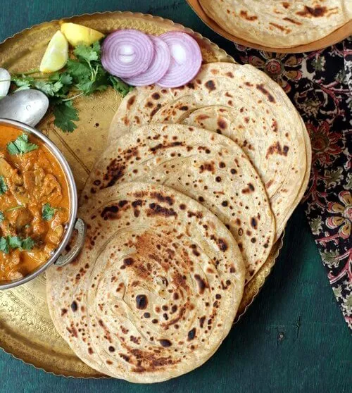 Kadai Chicken (2pcs) + 3 Lachha Paratha From Mum's Kitchen."