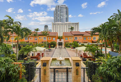 Apartment with pool 2