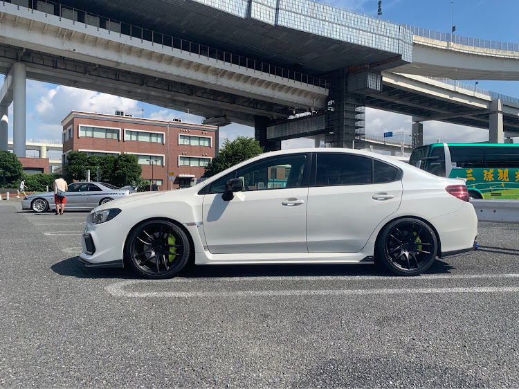 WRX STIのCR kiwamiに関するカスタム事例の投稿画像2枚目