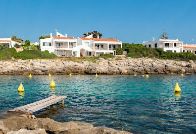 Maison avec terrasse 1