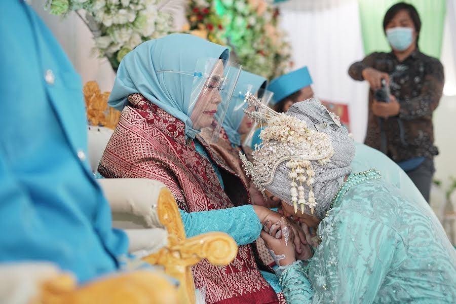 Fotógrafo de casamento Bagus Kurniawan (fotobaguspark). Foto de 27 de setembro 2022