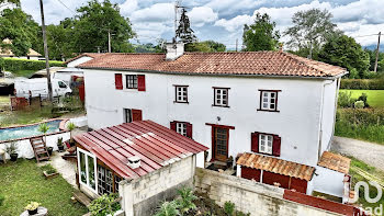 maison à Saint-Palais (64)