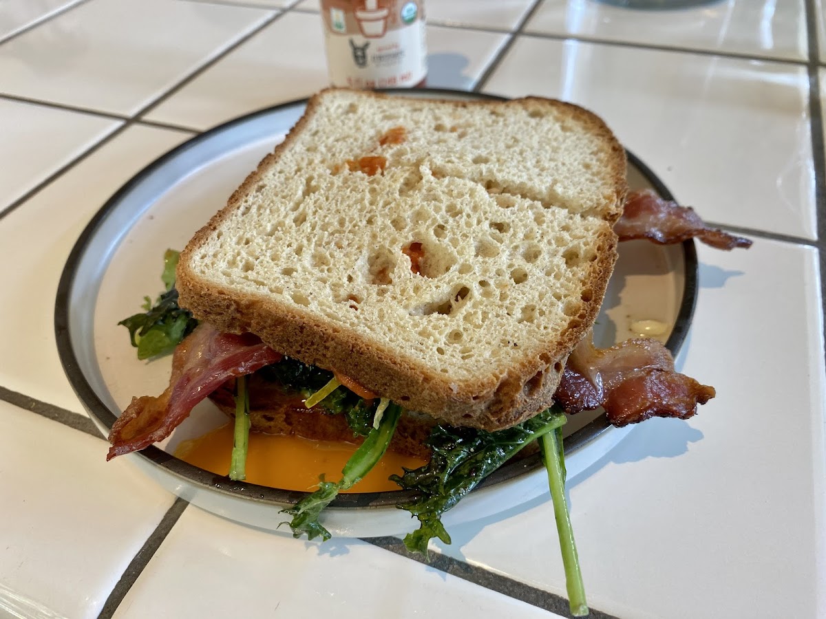 B.E.K. Sandwich, gf bread