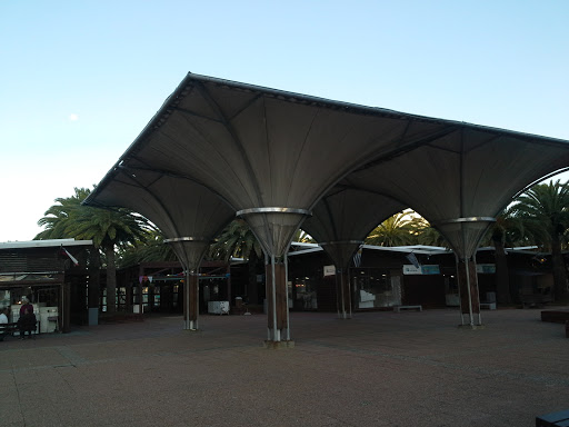 Plaza De Los Artesanos