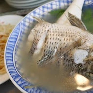 以馬內利鮮魚湯