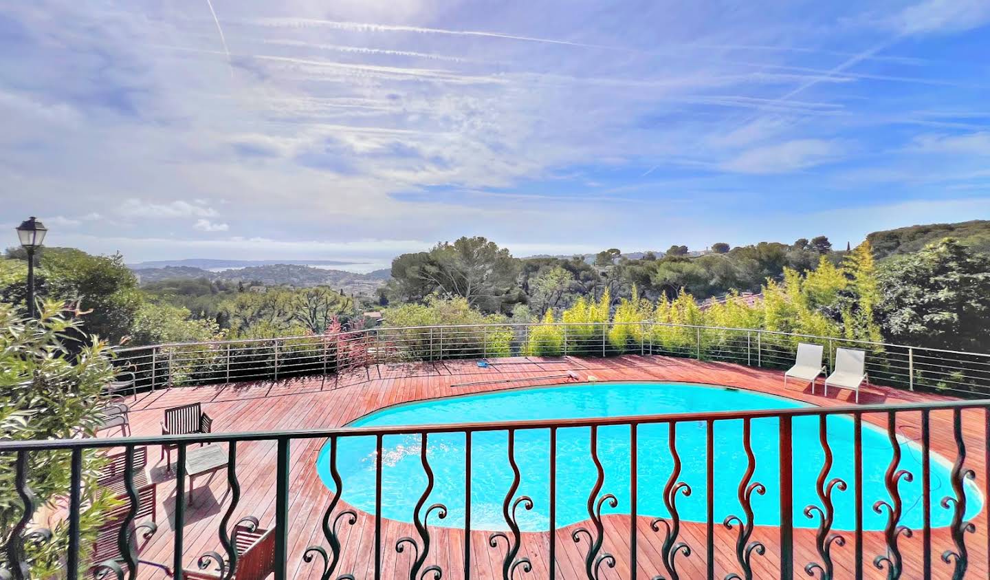 Villa avec piscine et terrasse Le golfe juan