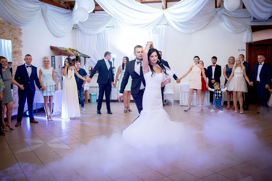 Fotografo di matrimoni Paweł Rak (pawelrak). Foto del 25 febbraio 2020