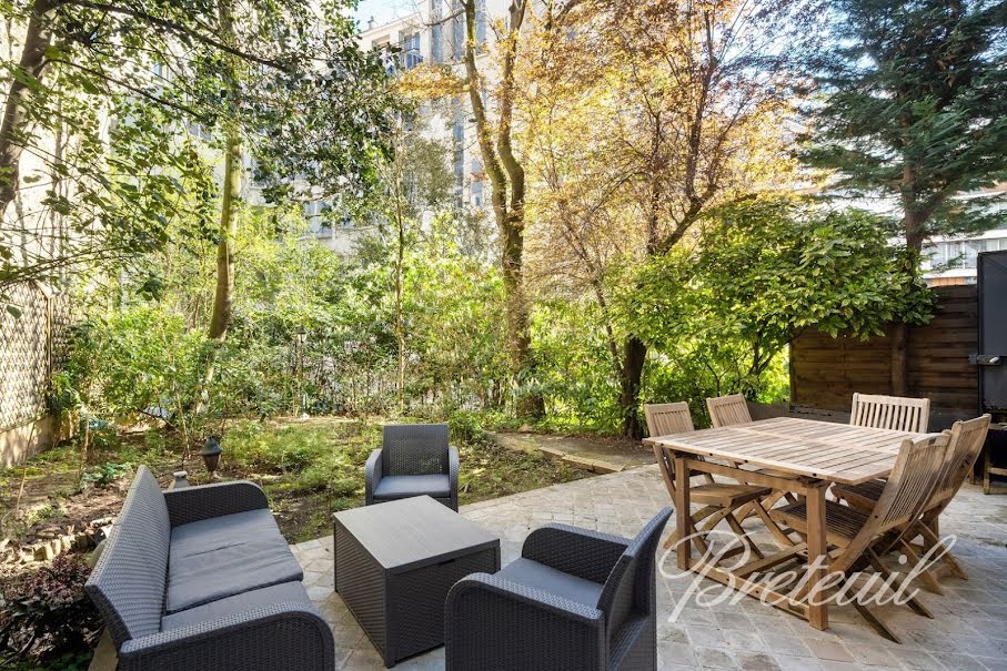 Vente appartement 5 pièces 112.2 m² à Paris 16ème (75016), 1 710 000 €