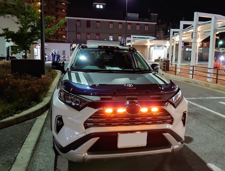 RAV4のRAV4乗りさんと繋がりたい・千里山駅🚉・Park　Cafe・千里南公園⛲に関するカスタム事例の投稿画像1枚目