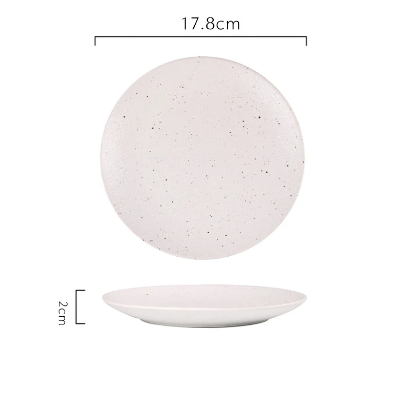 Nieuw Japans keramisch servies voor het ontbijt. Ervaar authentiek koken en presenteer uw gerechten met stijl.