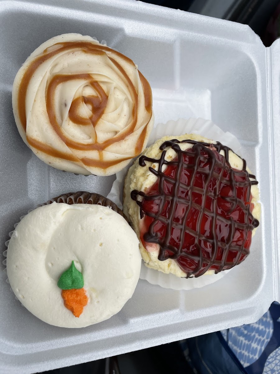 The carrot cake and cheesecake are worth it!