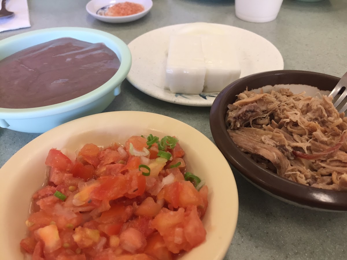 Poi, Lomi-lomi salmon, kalua pork, haupia