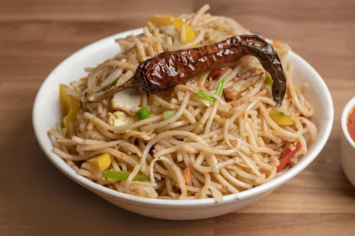 Chicken Hong Kong Noodles