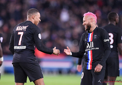 Mbappé krijgt volle laag van voetbalfans na discussie om wissel met trainer Tuchel