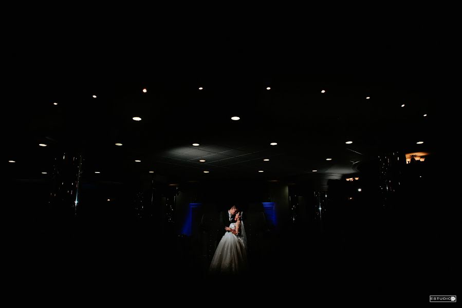 Fotógrafo de bodas Daniel Meneses Davalos (estudiod). Foto del 22 de abril 2019