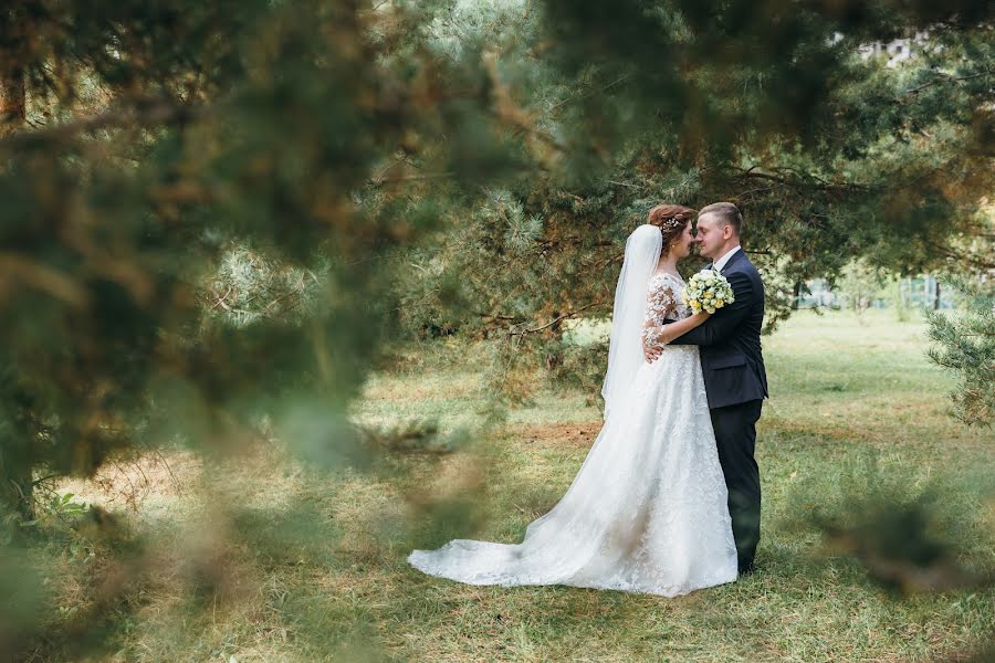 Wedding photographer Anna Sushkova (anich). Photo of 17 April 2019