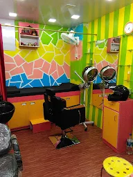 Looks Ladies Beauty Parlour photo 2