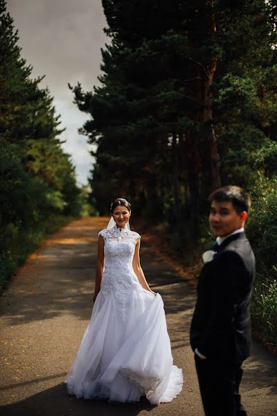 Wedding photographer Nursultan Usen (nurlyphto). Photo of 9 October 2019