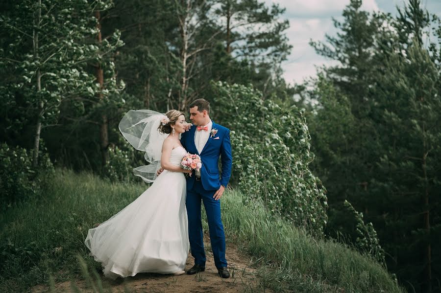 Fotógrafo de casamento Natalya Sevastyanova (sevastyanova). Foto de 23 de março 2016