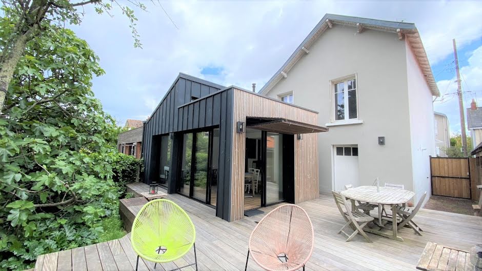 Vente maison 5 pièces 119.49 m² à Nantes (44000), 458 000 €