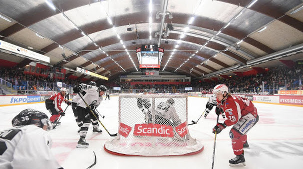 Mestarisuosikki TPS tarjoaa Sportille kovimman mahdollisen haasteen torstaina. (Kuva: Samppa Toivonen)