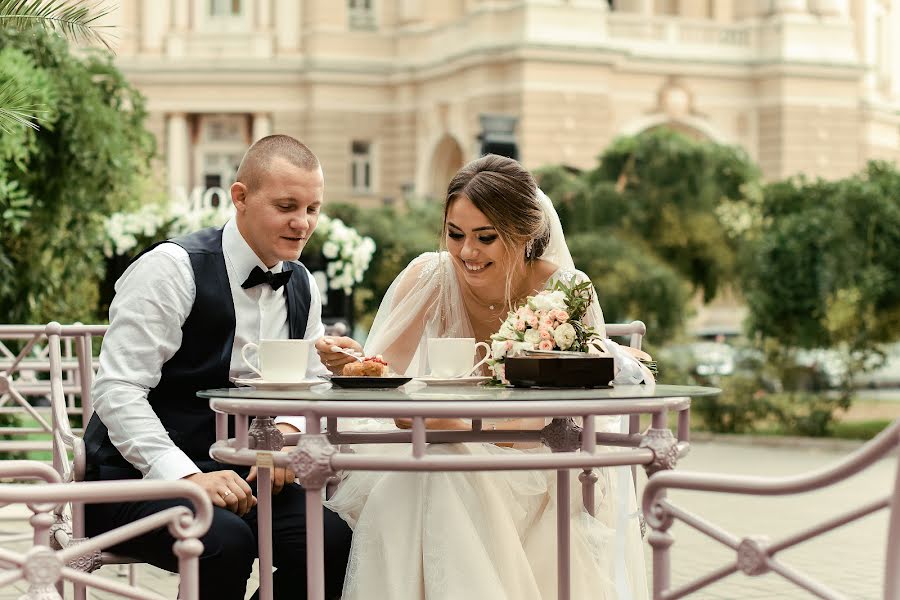 Fotógrafo de casamento Vitaliy Farenyuk (vitaliyfarenyuk). Foto de 2 de junho 2022