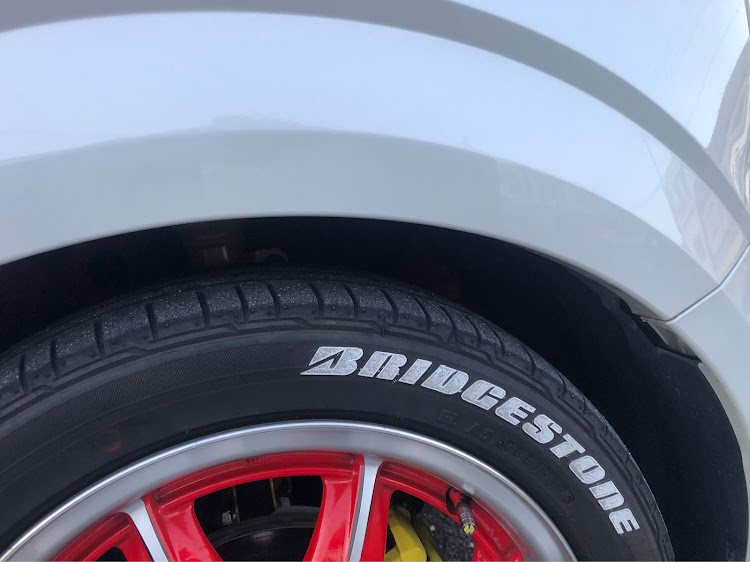 アルト ターボRSのKYB ローファーショックに関するカスタム事例の投稿画像2枚目