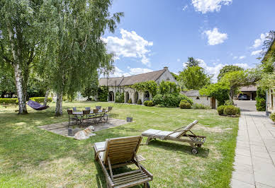 House with pool and terrace 5