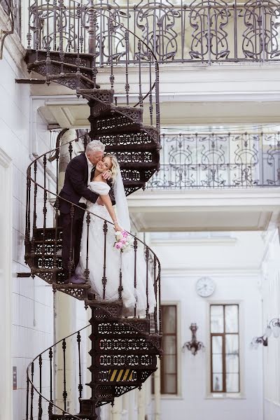 Wedding photographer Maksim Garibaldi (garibaldi). Photo of 30 October 2023