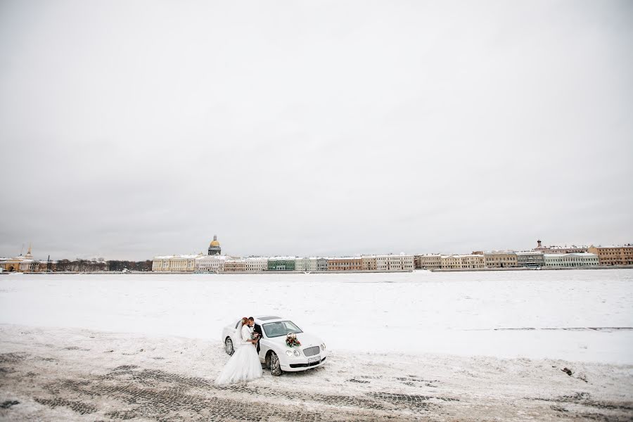 Wedding photographer Aleksey Averin (alekseyaverin). Photo of 8 February 2018