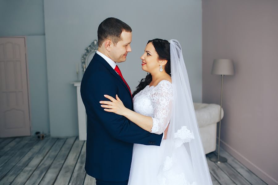 Wedding photographer Gosha Nuraliev (lider). Photo of 1 May 2017