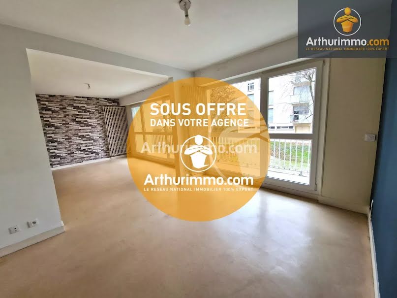 Vente appartement 4 pièces 96.15 m² à Lons-le-Saunier (39000), 160 000 €