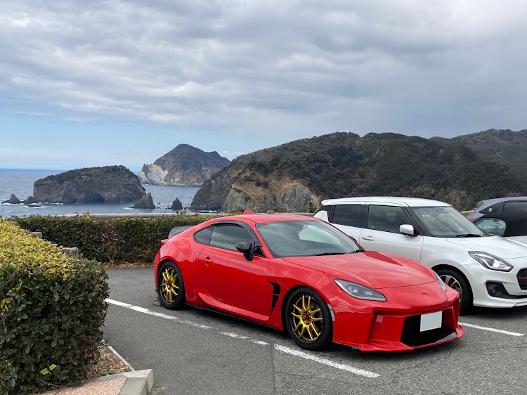GR86の河津桜・ループ橋・ヒリゾ浜・弓ヶ浜・黄金崎に関するカスタム事例の投稿画像11枚目
