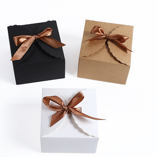 Title 11, Kraft Square Gift Box for elegant and sturdy gi...