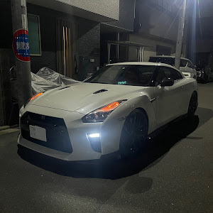 NISSAN GT-R R35