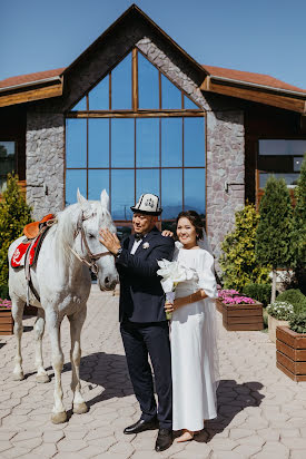 Fotógrafo de casamento Oksana Shuvalova (oksanashuvalova). Foto de 8 de janeiro