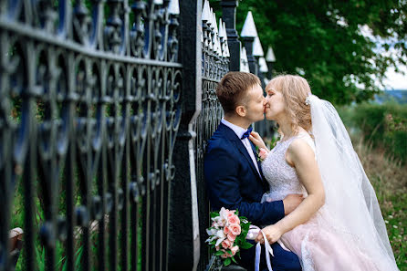 Wedding photographer Zhanna Konenko (zhanna77). Photo of 24 September 2019