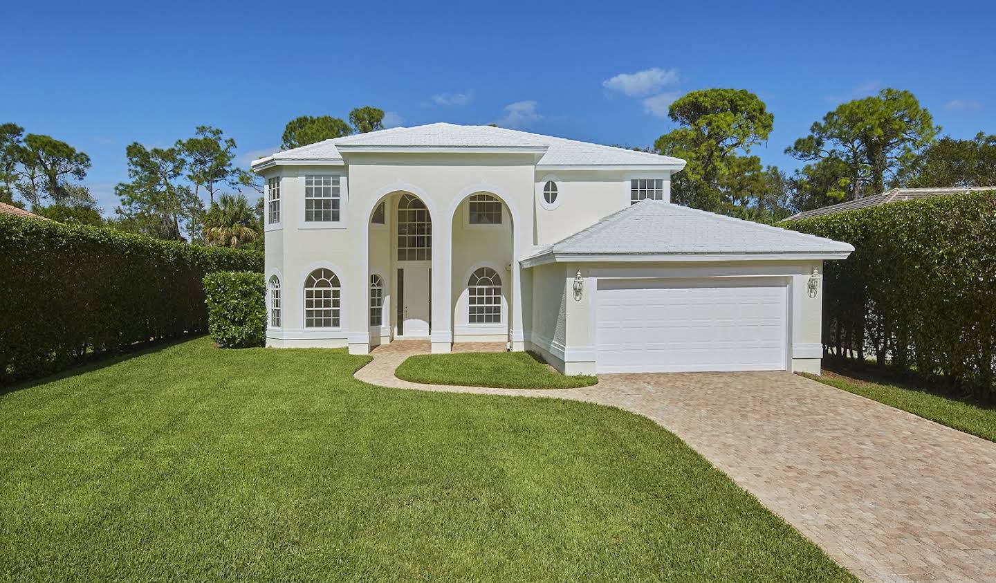 House with pool Bonita Springs