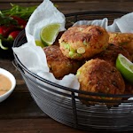 Crab Cakes was pinched from <a href="http://www.hellmanns.com/recipes/detail/49891/1/crab-cakes" target="_blank">www.hellmanns.com.</a>