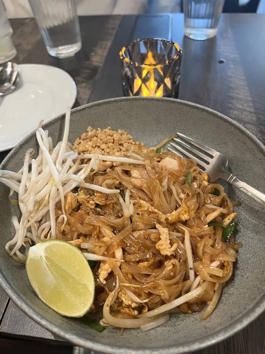 Pad thai