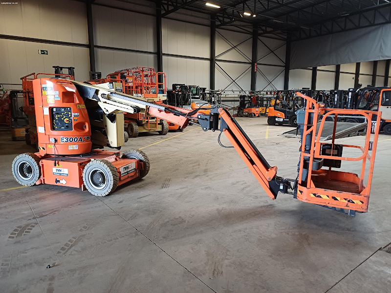 Bild von JLG E300AJP