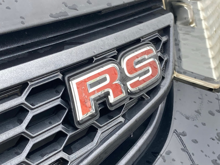 フィット RSのグレードエンブレム見てみたいに関するカスタム事例の投稿画像1枚目