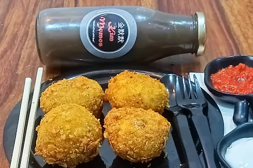 Kurkure Momos [6 Pieces] With Butterscotch Shake