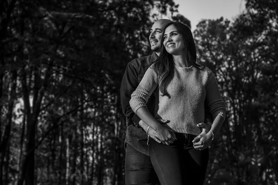 Fotografo di matrimoni Leonel Longa (leonellonga). Foto del 4 marzo 2021