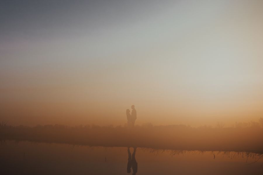 Fotógrafo de bodas Mateusz Kowalczyk (mkfotoo). Foto del 17 de febrero 2019