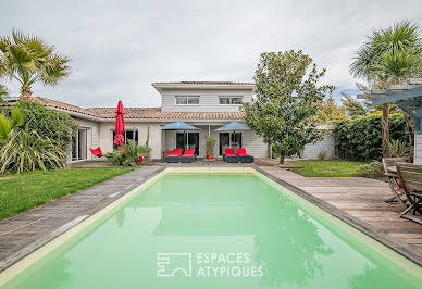 Maison avec piscine 18