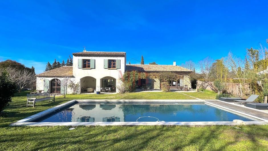 Vente villa 7 pièces 270 m² à Aix-en-Provence (13090), 1 790 000 €