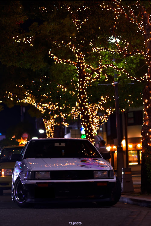 カローラレビンのイルミネーション・ハチロク・イルミネーションと愛車に関するカスタム事例の投稿画像1枚目