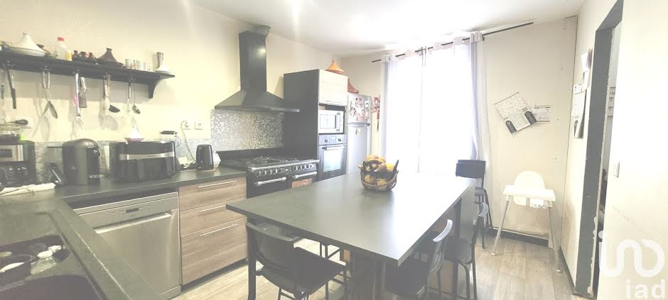 Vente maison 8 pièces 154 m² à Oissel (76350), 214 000 €